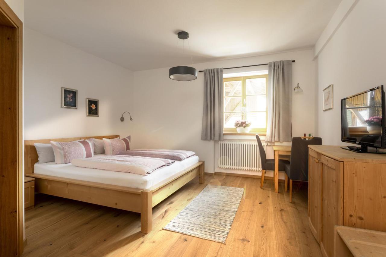 Pension Bernhardhof Otterfing المظهر الخارجي الصورة