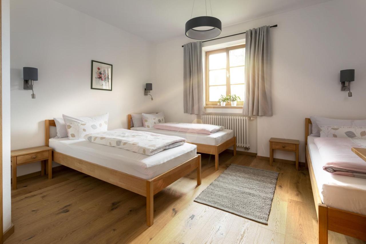 Pension Bernhardhof Otterfing المظهر الخارجي الصورة