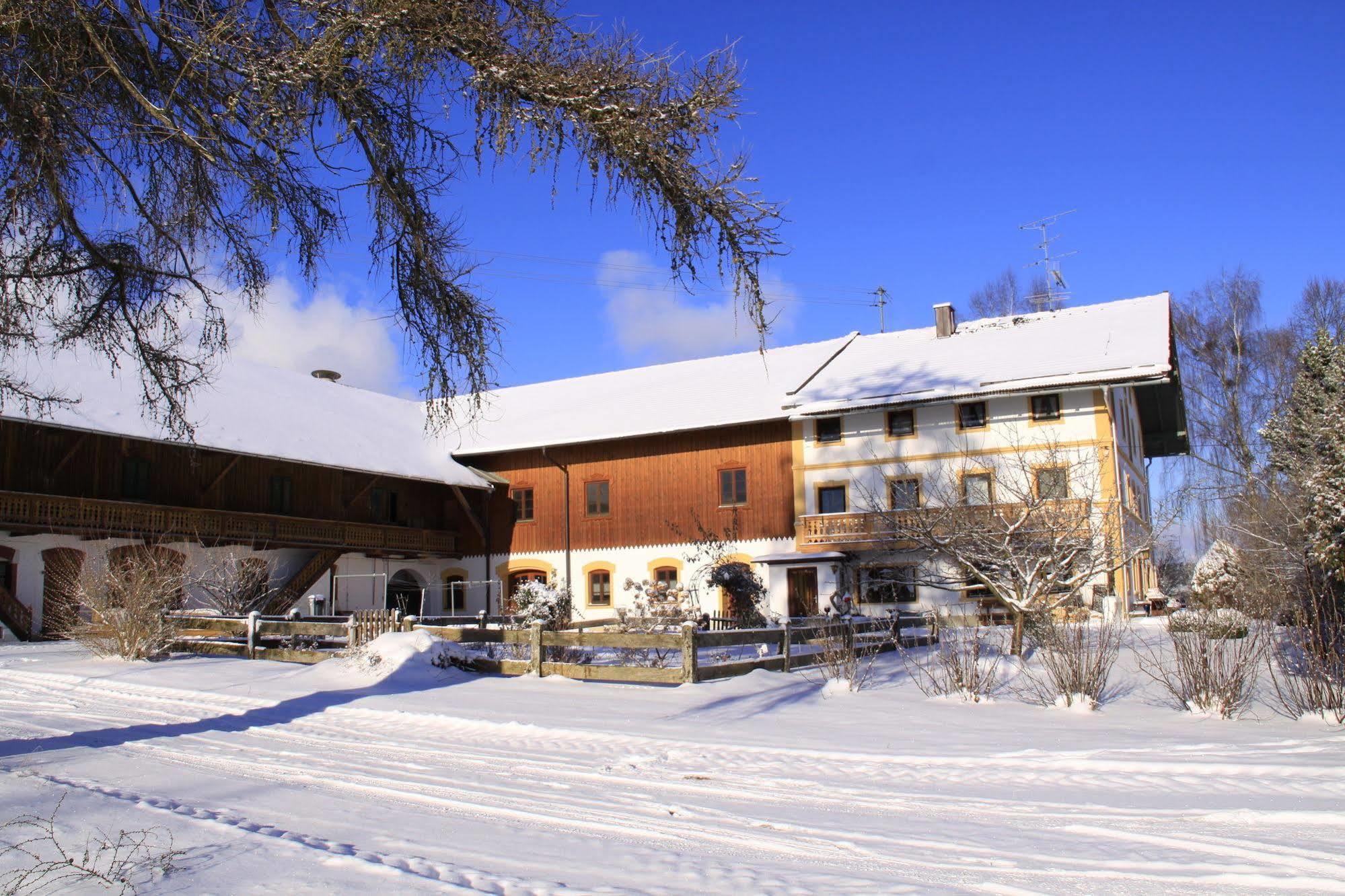 Pension Bernhardhof Otterfing المظهر الخارجي الصورة